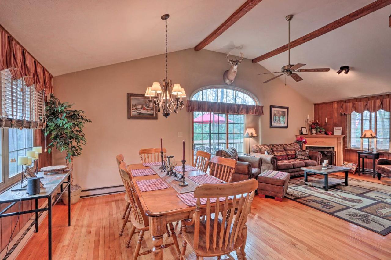 Poconos Home With Game Room Walk To Lake Harmony! 외부 사진